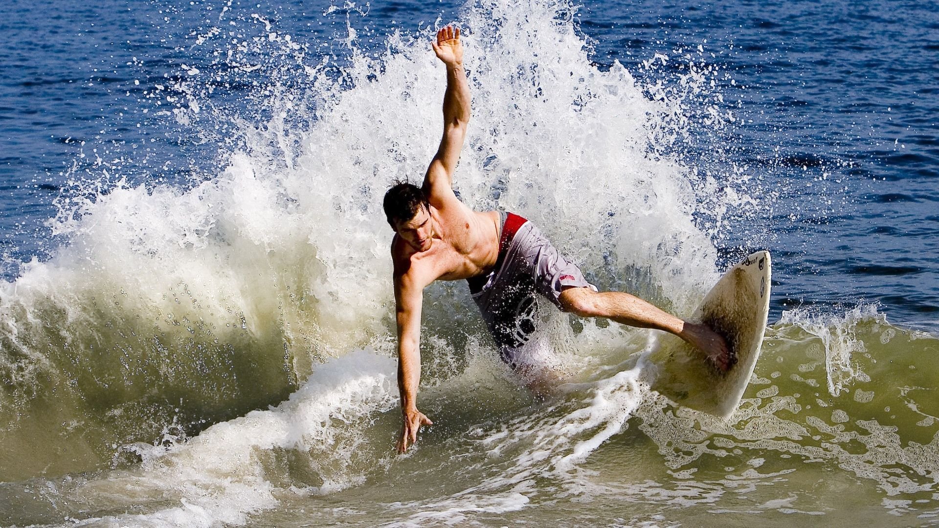 德国羽毛球选手在女子单打比赛中获得第九名，德国羽毛球男单名将